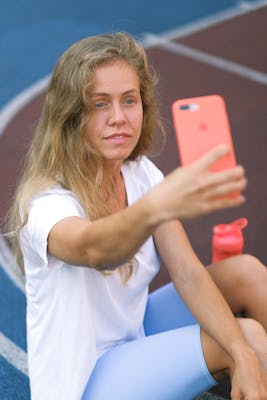 Léa, 24